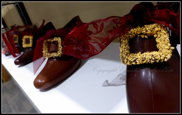 Art et Chocolat Versailles chocolate shop Louis XIV shoes