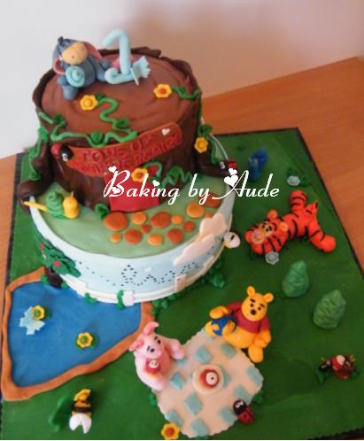 Gateau Anniversaire 3d Theme Winnie L Ourson Le Candy Bar