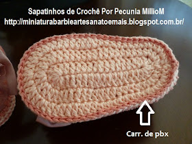 DIY - Sapatinhos Para Meninas Em Crochê Por Pecunia MillioM solinha