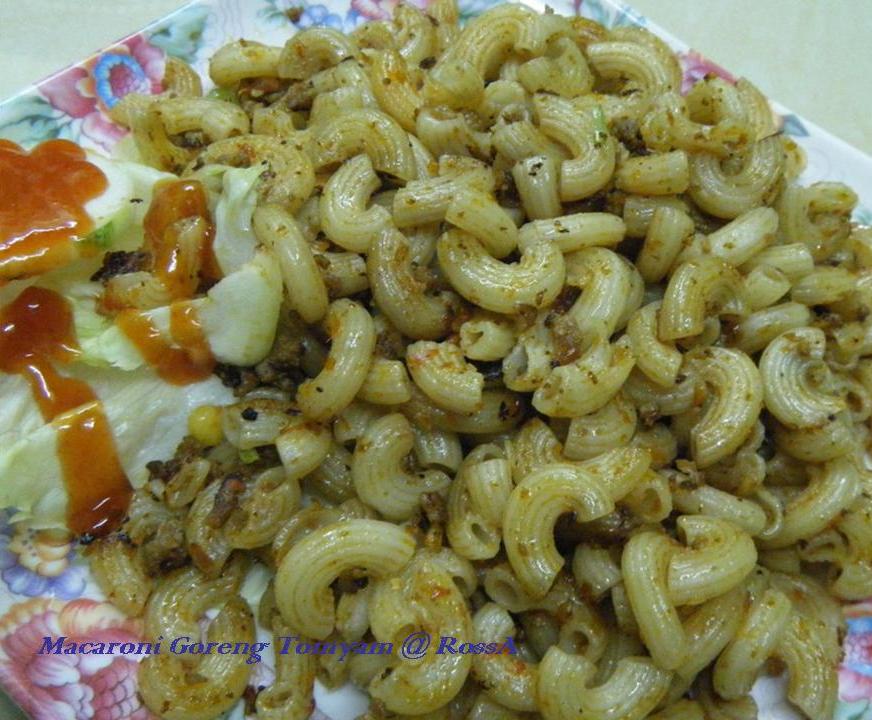 ~Keluarga Al-Wari~: Makaroni Goreng Tomyam