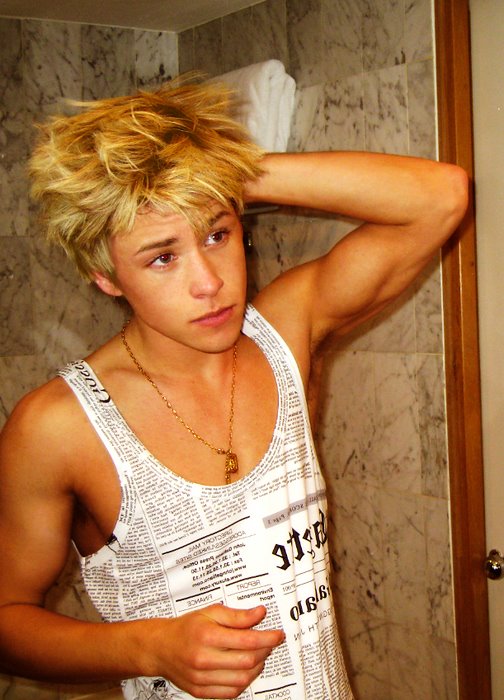 Mitch Hewer By efrenefren On Apr 15 12 Add Comment In Boys