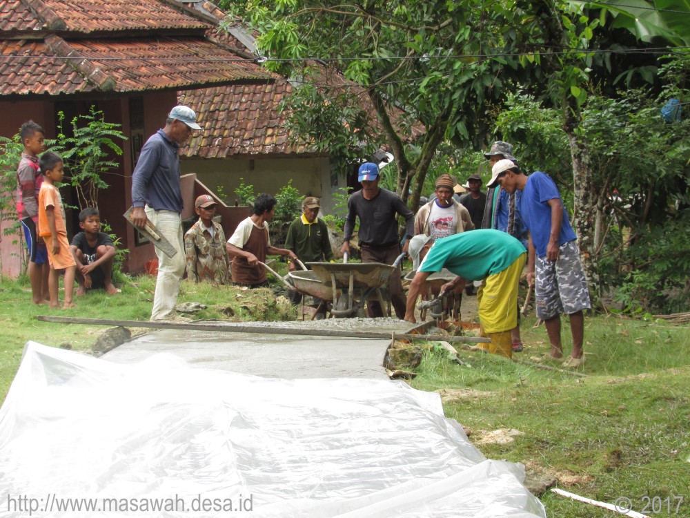 Pekerjaan Rabat Beton Gang Masjid di Dusun Memengger Desa 