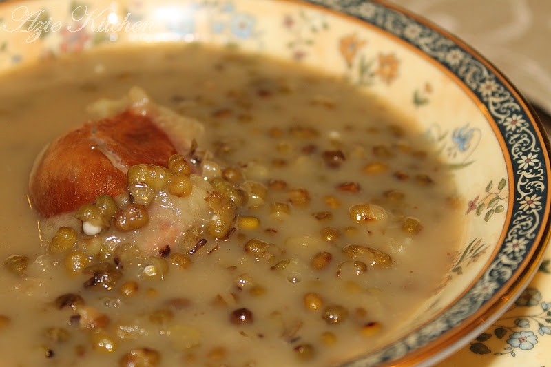 Bubur Kacang Hijau Dengan Durian Yang Sedap - Azie Kitchen