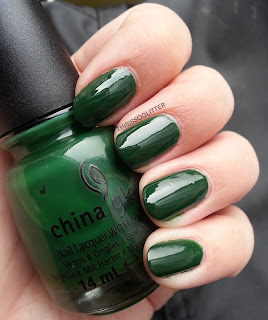 holly_day_china_glaze