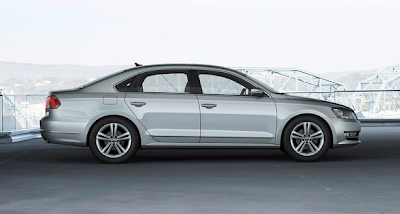 2012 Volkswagen Passat Silver Profile