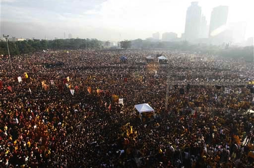 Black Nazarene Stampede – Full Video, Pictures