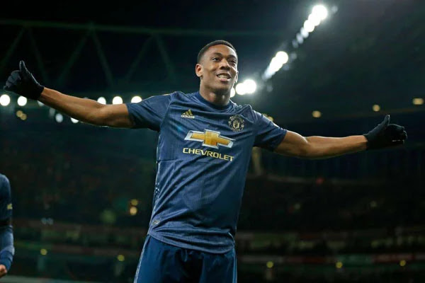 Anthony Martial Can Emulate Cristiano Ronaldo at Man United - Solskjaer