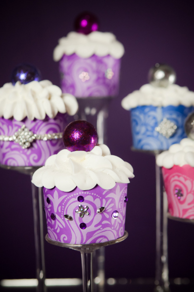 For brides who love bling these cupcakes will match you personality to a T