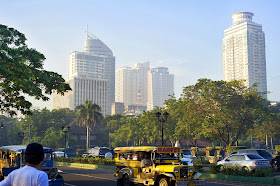 Busy streets of Manila