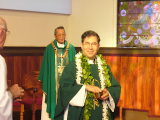 Fr. Pavone Holy Communion