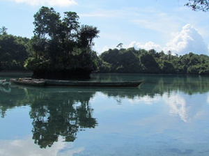 Tempat Wisata Danau Napabale yang Menakjubkan