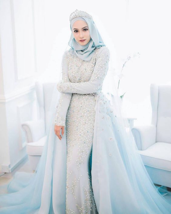 Desain Gaun  Muslim  Simple  dan Elegan  Bagi Bagi Com