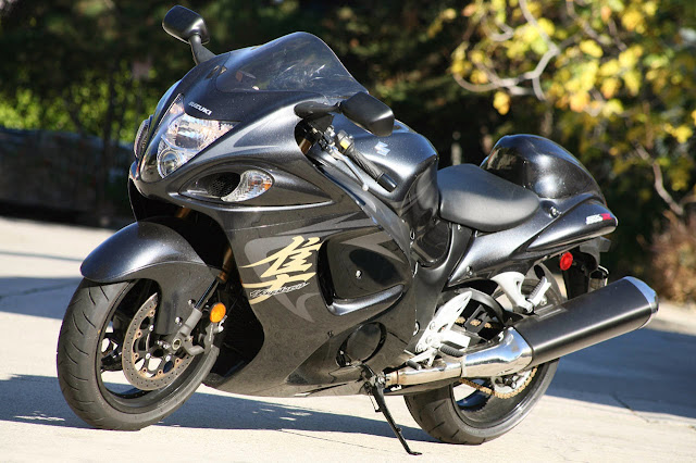 Foto Suzuki Hayabusa Hitam