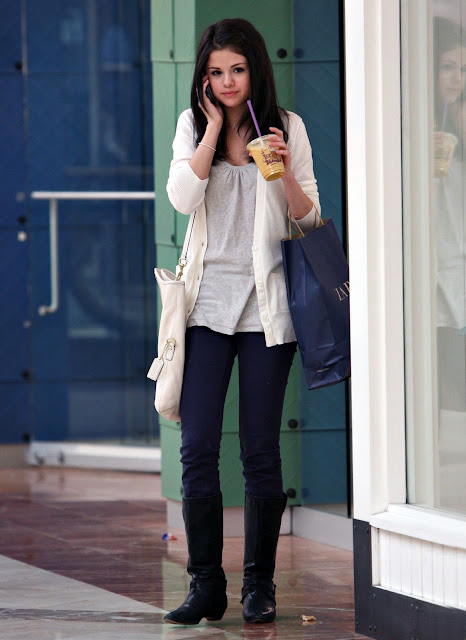 18. Selena Gomezâ€™ Fashion And Style