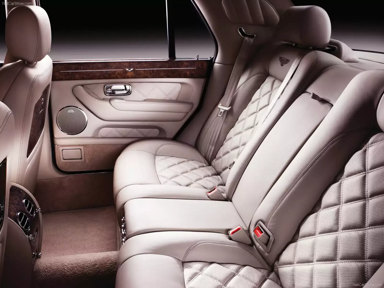 Hình ảnh xe ô tô Bentley Arnage Final Series 2009 & nội ngoại thất