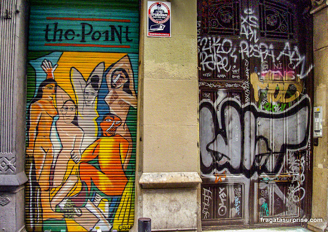 Grafite "As Senhoritas de Avignon" em Barcelona