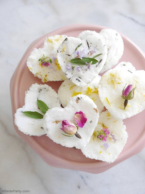 How to make beautiful scented bath bombs. Perfect for a spa party, or bridal shower.Mother's Day