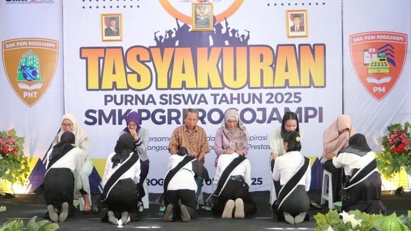basuh kaki orang tua