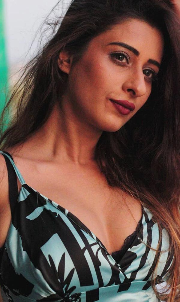Cheshta Bhagat hot actress savdhaan india