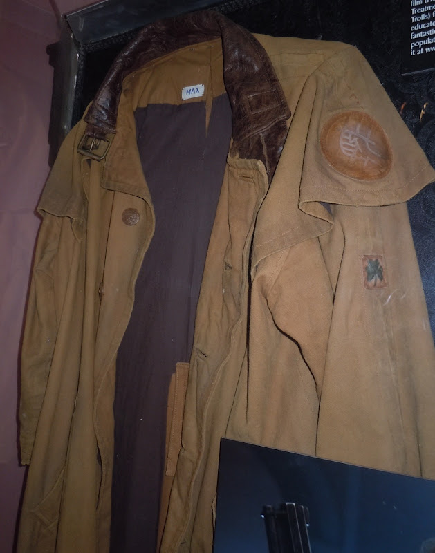 Hellboy 2 trench coat