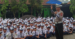 Police Goes to School, Sat Lantas Polres Kebumen Sambangi MTs N 2 Kebumen 