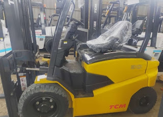 SEWA RENTAL FORKLIFT ELECTRIC MURAH