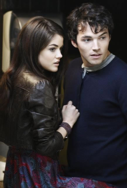 ezra pretty little liars. ezra pretty little liars.