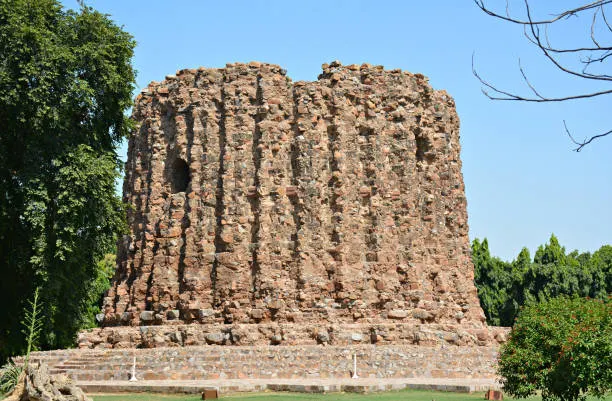 alai-minar