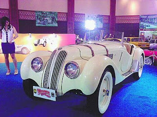 Koleksi Mobil Tua Antik Kuno Indonesia
