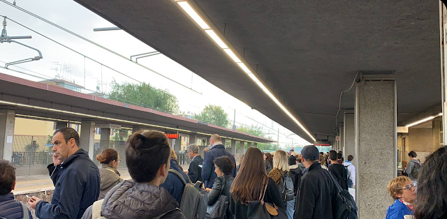 Roma-Lido: Se su questo treno oggi non ci scappa il morto, festeggiamo con un bel post di giubilo, eh sindaco?