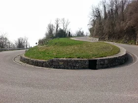 road bike rental shop in bassano del grappa