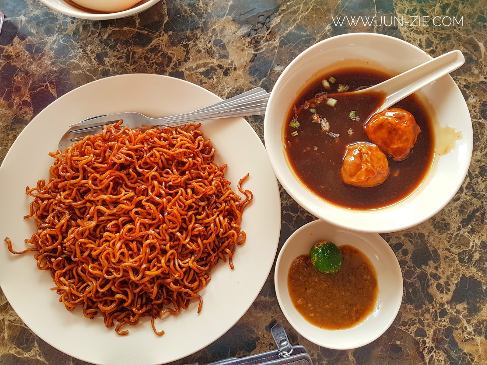 Makan Makan Mee Tauhu Sedap Jalan Politeknik Junzie Life Is A Beautiful Struggle