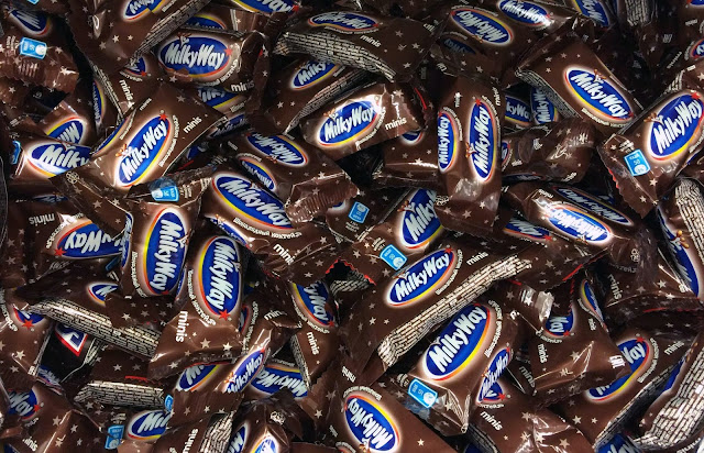 Новый Milky Way «Шоколадный коктейль», Новый Milky Way «Шоколадный коктейль» с шоколадным вкусом, Новый Milky Way «Шоколадный коктейль» с какао-суфле, Новый Милки Вей «Шоколадный коктейль» с шоколадным вкусом, Новый Милки Вей «Шоколадный коктейль» с какао суфле