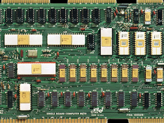 placa de circuito de computador de ouro Intel 8080 iSBC 80/10