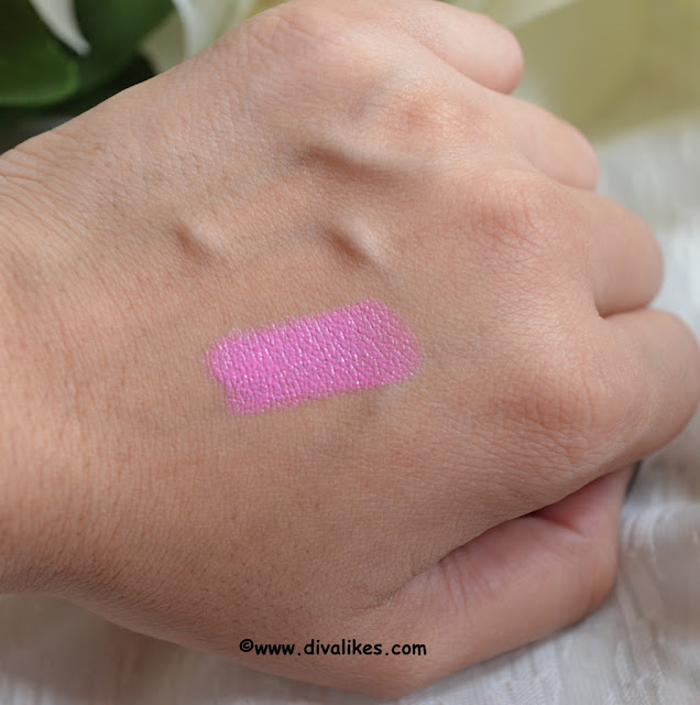 Maybelline Color Sensational Lipstick Playful Peony 975 Swatch