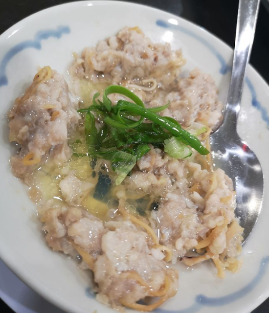 Ara-ara, Keluarga Ini Terkejut ketika Tahu Harus Membayar Rp 1,8 Juta hanya untuk 5 Makanan Ini