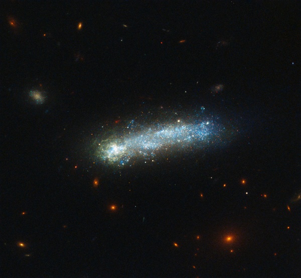 hubble-menangkap-berudu-kosmik-astronomi