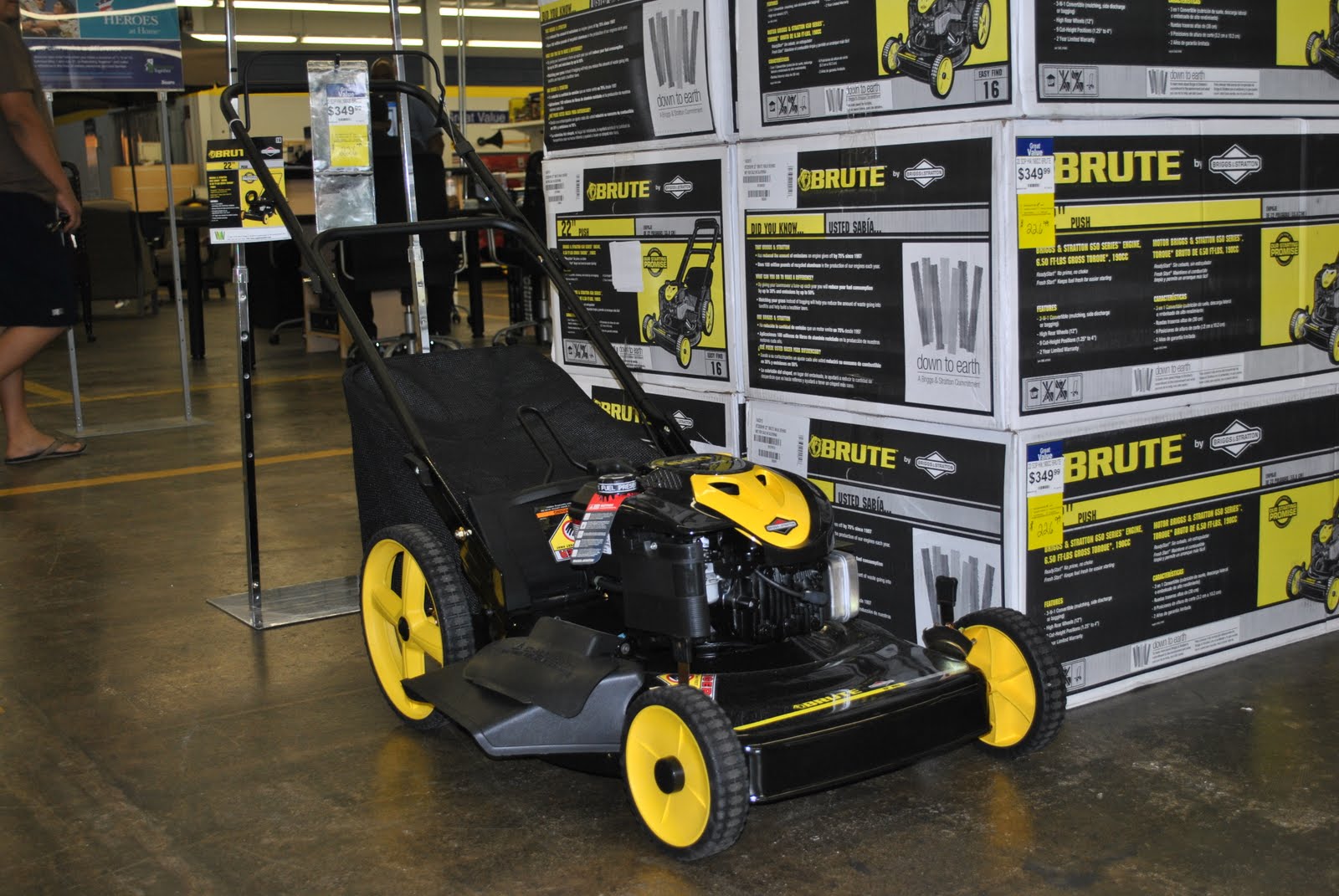 lawn mower store