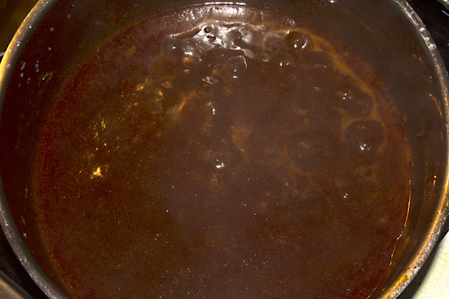 salsa vizcaína cociendo terminada