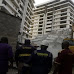 Edificio en construcción de 21 pisos se derrumba, hay muertos y desaparecidos