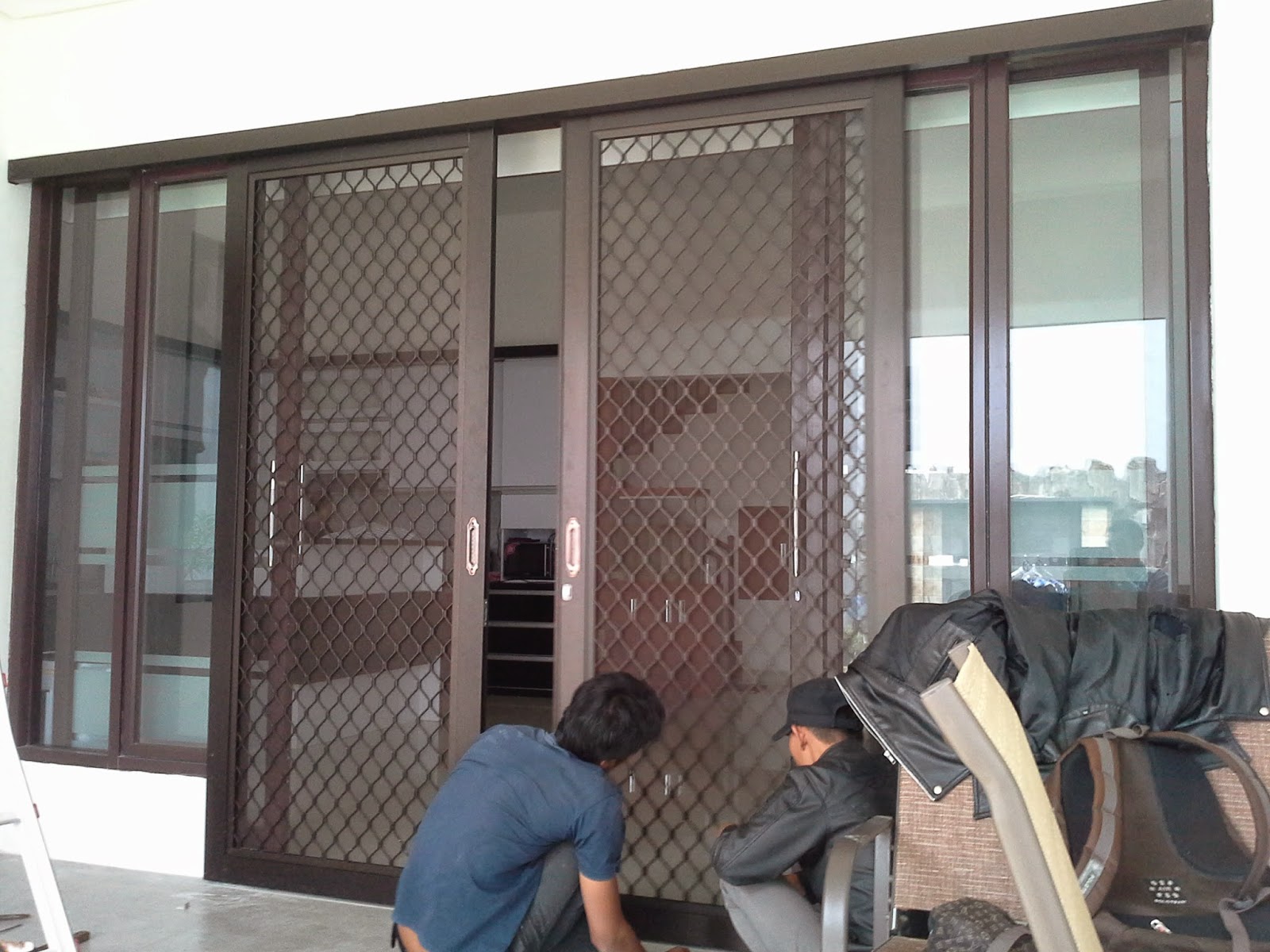  Pintu  expanda  pintu  kasa nyamuk