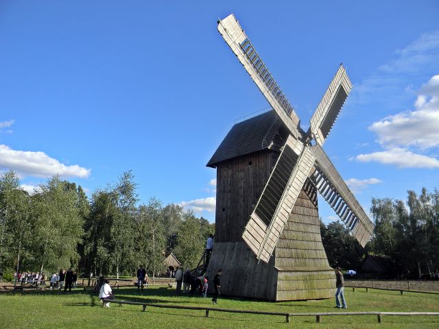 skansen, wiatrak, zwiedzanie, skansen