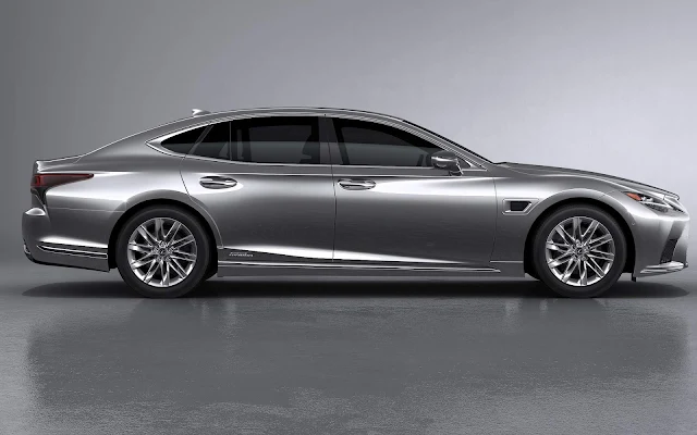 Novo Lexus LS