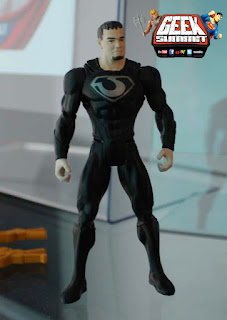 Man of Steel prototype figures premier first look exploders speed flyers Movie Masters 2013 Mattel Play Arts Kai Square Enix toy Commercials Exploders Speed Flyers Leaked Spoilers Mattel Zod Robot Army Black Zero Spaceship FlightSpeeders Stretchy Figures Henry Cavill Superman Man of Steel Movie Masters Action Figures Mattel MattyCollector 2013 NYCC 2012 Dark Knight Rises Rah's Al Ghul Batsignal