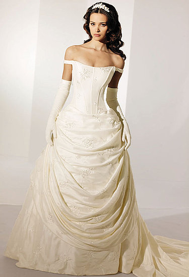 WEDDING DRESS EXHIBITION