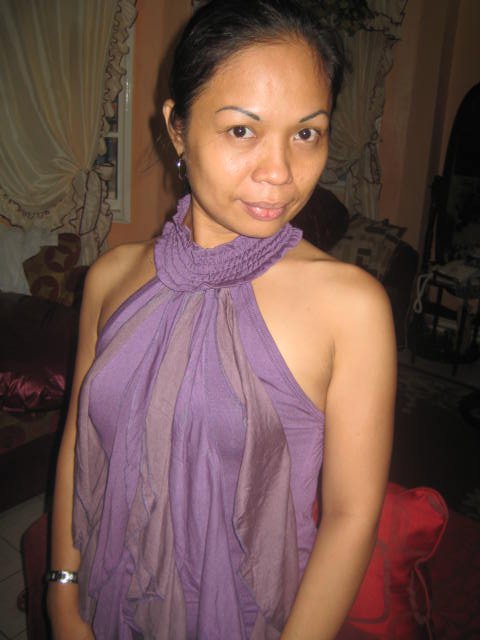 Jessica Fernandez Bocalan is a married Filipina dating site scammer