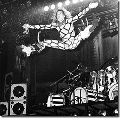 Van Halen - Diamond Dave at the height of Spandex Consumption