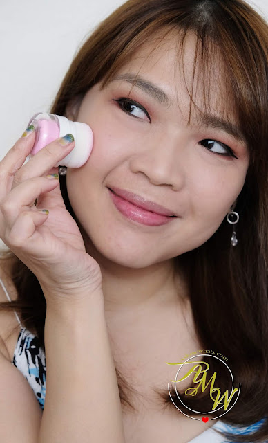 a photo of Lioele Carry Me Blusher Review by Nikki Tiu of www.askmewhats.com