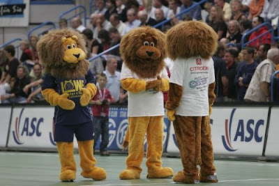 Sports Mascots Around the World Seen On www.coolpicturegallery.net