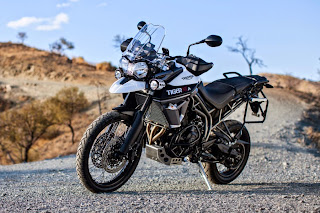 Triumph Tiger 800 XCA (2015) Front Side